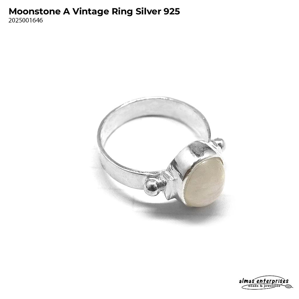 Moon Stone Vintage Ring Silver 925